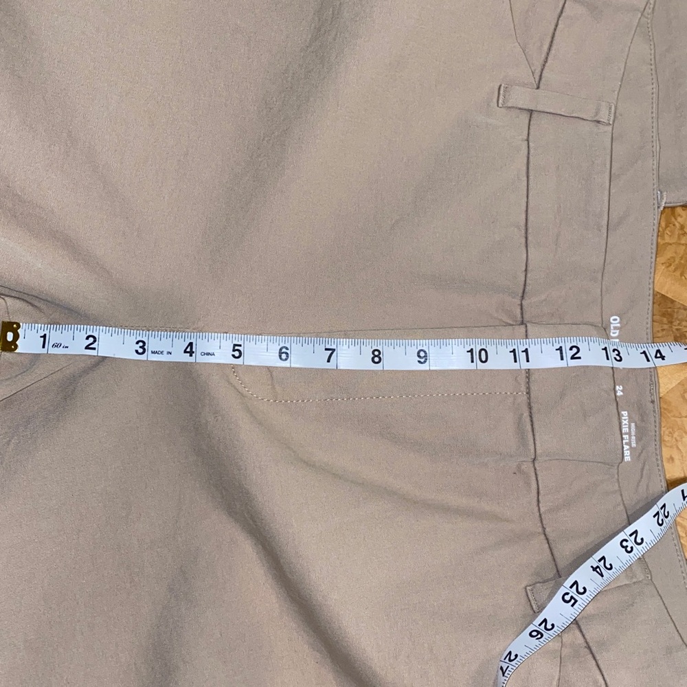 Old Navy Khaki High Rise Pixie Flare Trousers Size 24 - Picture 9 of 12